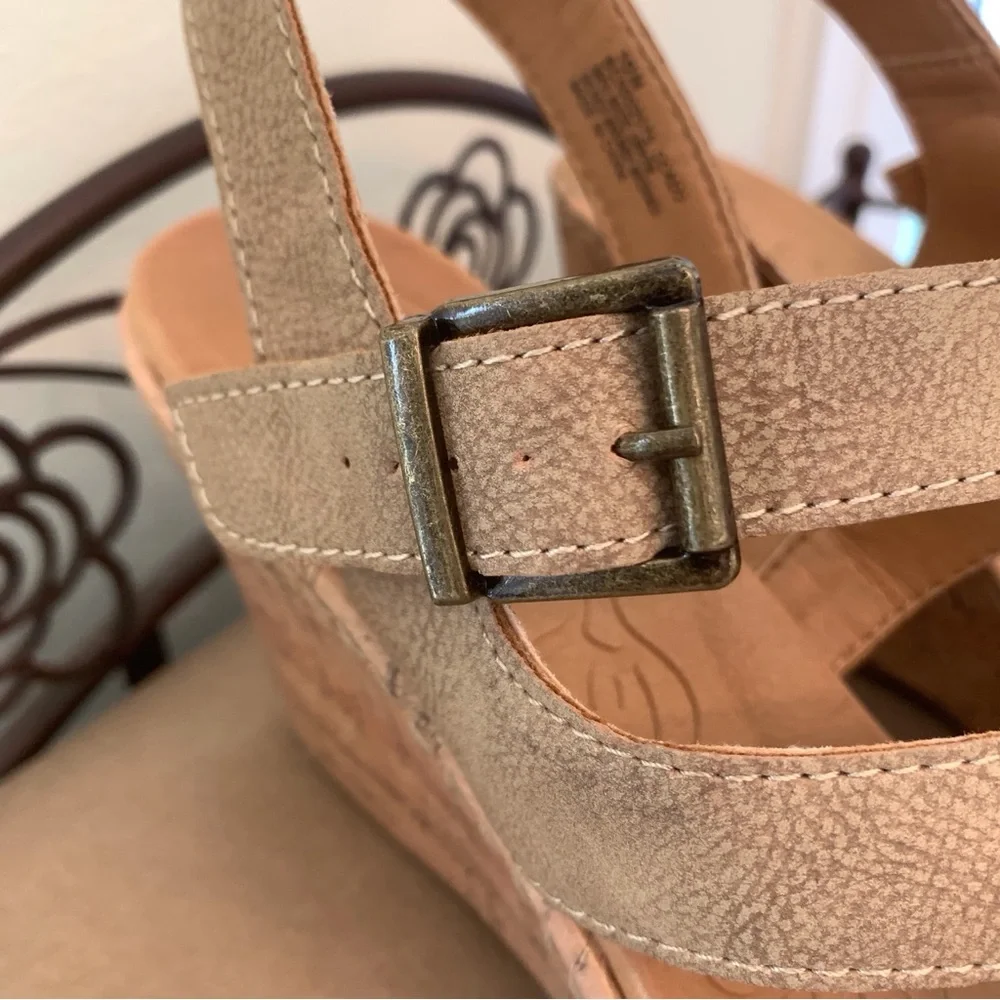 BOC Born Beige Cork Wedge Slingback Sandals Comfort Strappy Women’s Size 10